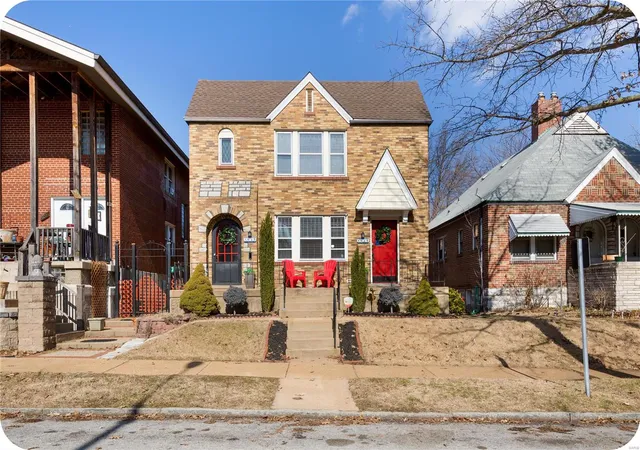 Multi Family at 5015 Pernod Ave, Saint Louis, MO 63139 | MLS# MIS21009424 |  | Sold on 2021-03-16