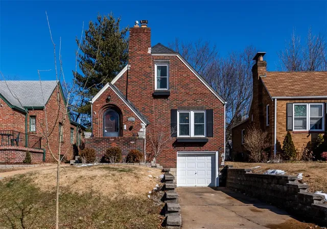 1st image of 8781 Bridgeport Ave, Saint Louis, MO 63144 | MLS# MIS21010710