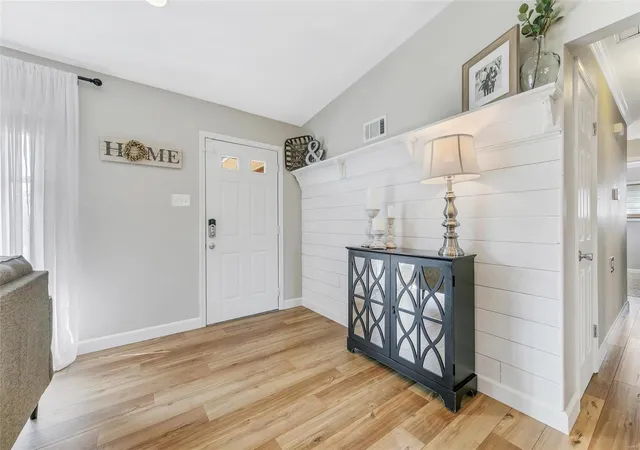 Photo 4 of Single Family Residence at 9145 Missy Ct, Saint Louis, MO 63123 | MLS# MIS21020313 | | Sold on 2021-06-15