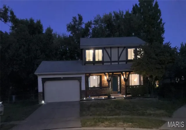 Photo 2 of Single family home for sale at 3804 Trinity Cir, Florissant, MO 63034 | MLS# MIS21026160 | Listing updated on 2026-10-18