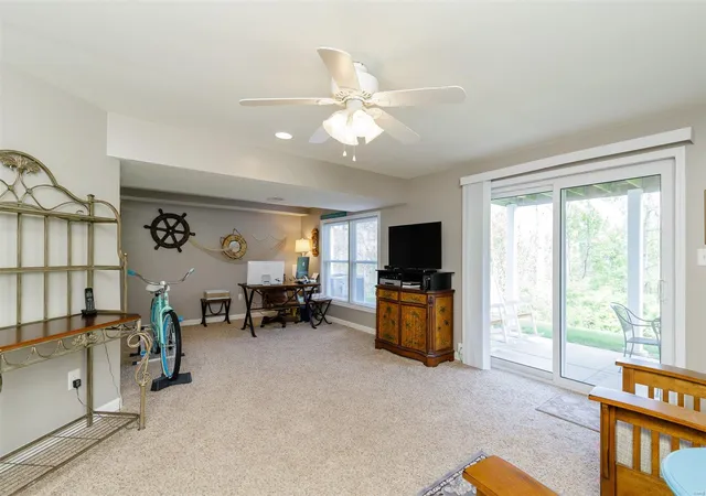Photo 4 of Townhouse at 257 Letham Ct, Saint Charles, MO 63301 | MLS# MIS21027295 |  | Sold on 2021-06-16