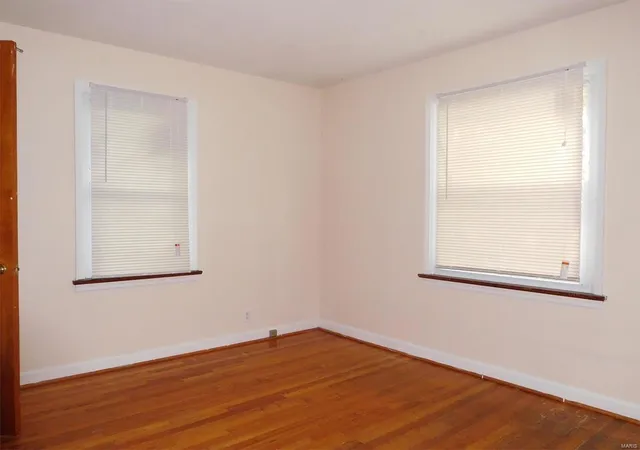 Photo 3 of Single Family Residence at 7291 Teal Ave, Saint Louis, MO 63133 | MLS# MIS21029528 |  | Sold on 2021-10-12