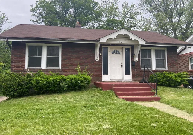 1st image of 116 Bernhardt Ave, Saint Louis, MO 63121 | MLS# MIS21033449