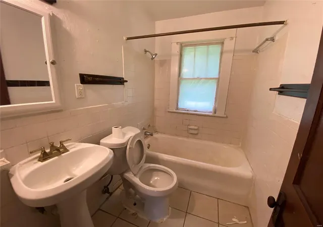 5th image of 116 Bernhardt Ave, Saint Louis, MO 63121 | MLS# MIS21033449
