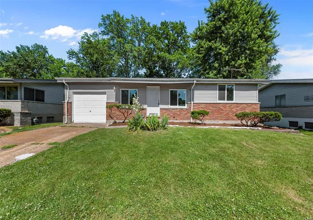Single Family Residence at 10234 Cedarhurst Dr, Saint Louis, MO 63136 | MLS# MIS21038481 | | Sold on 2021-07-16