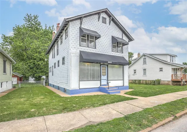 Photo 1 of Multi Family at 8816 N Broadway, Saint Louis, MO 63147 | MLS# MIS21049110 | | Sold on 2021-09-22