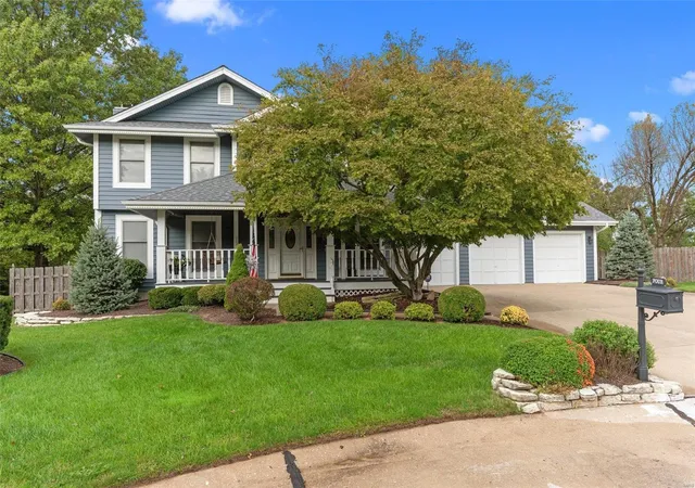 1st image of 4 River Ridge Ct, Saint Charles, MO 63303 | MLS# MIS21062795