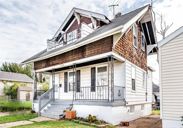 Photo 1 of Single Family Residence at 4350 Fairview Ave, Saint Louis, MO 63116 | MLS# MIS21076779 | | Sold on 2022-07-11