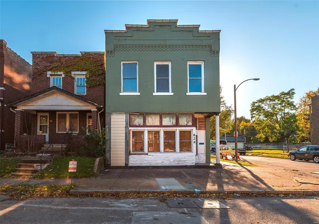 Photo 1 of Single Family Residence at 624 Wilmington Ave, Saint Louis, MO 63111 | MLS# MIS21078613 | | Sold on 2022-01-06