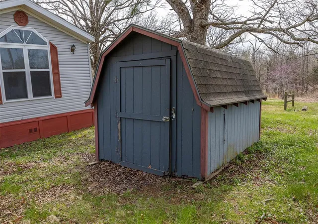 Photo 4 of Single Family Residence at 1617 State Road K, Windyville, MO 65783 | MLS# MIS21081824 |  | Sold on 2022-06-16