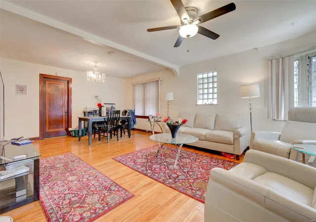 Photo 1 of Single Family Residence at 3010 Gary Dr, Saint Louis, MO 63121 | MLS# MIS21085000 | | Sold on 2021-12-30