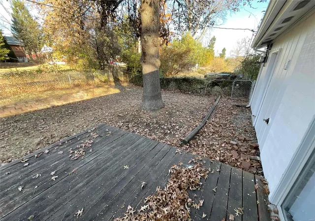 4th image of 1535 Surf Side Dr, Saint Louis, MO 63138 | MLS# MIS21087263