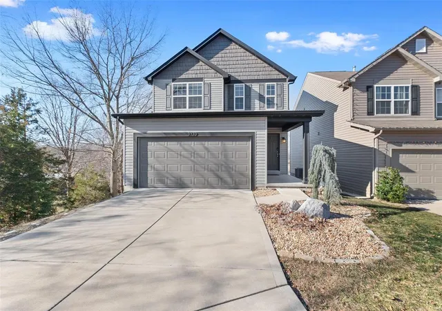 Photo 1 of Single Family Residence at 2322 Wills Hollow Dr, Saint Peters, MO 63376 | MLS# MIS21089311 | | Sold on 2022-02-28