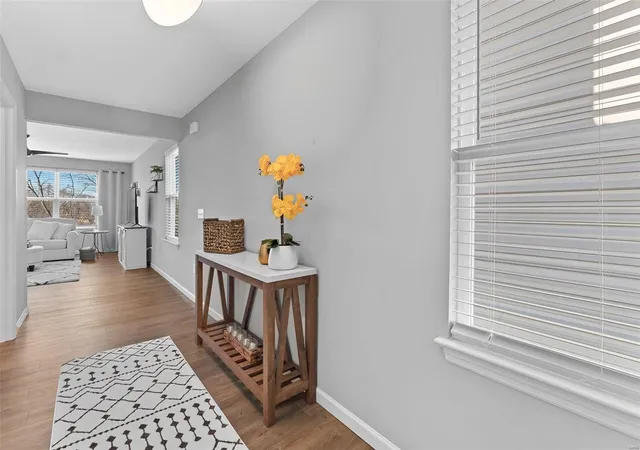 Photo 3 of Single Family Residence at 2322 Wills Hollow Dr, Saint Peters, MO 63376 | MLS# MIS21089311 | | Sold on 2022-02-28