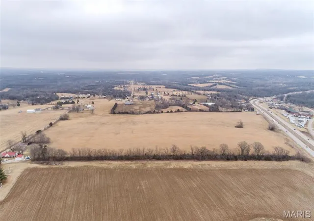 Photo 4 of House for sale at 67 Hwy Stormy Ln, Bonne Terre, MO 63628 | MLS# MIS22011202 | Listing updated on 2026-10-04