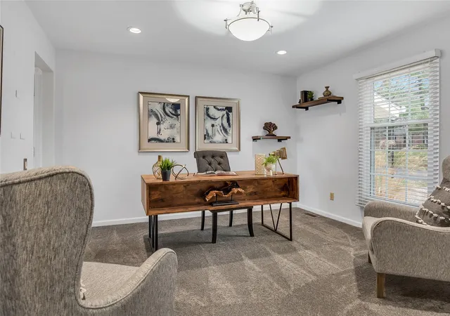5th image of 273 Prince Towne Dr, Saint Louis, MO 63141 | MLS# MIS22013968