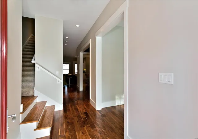 3rd image of 4321 Maryland Ave, Saint Louis, MO 63108 | MLS# MIS22017568