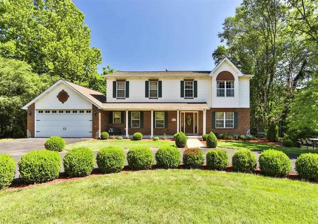 Single Family Residence at 10131 Schuessler Rd, Saint Louis, MO 63128 | MLS# MIS22025756 | | Sold on 2023-01-10