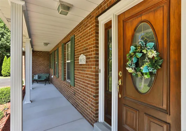 Photo 3 of Single Family Residence at 10131 Schuessler Rd, Saint Louis, MO 63128 | MLS# MIS22025756 | | Sold on 2023-01-10