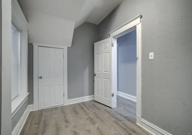 Photo 3 of Multi Family at 1145 Aubert Ave, Saint Louis, MO 63113 | MLS# MIS22034381 | | Sold on 2022-10-31