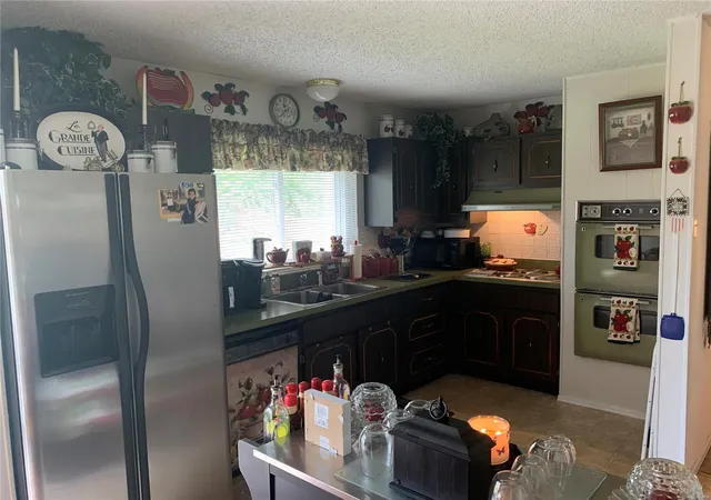 Photo 3 of Single Family Residence at 1839 Lakemont Ln, Saint Louis, MO 63138 | MLS# MIS22051324 |  | Sold on 2022-10-04