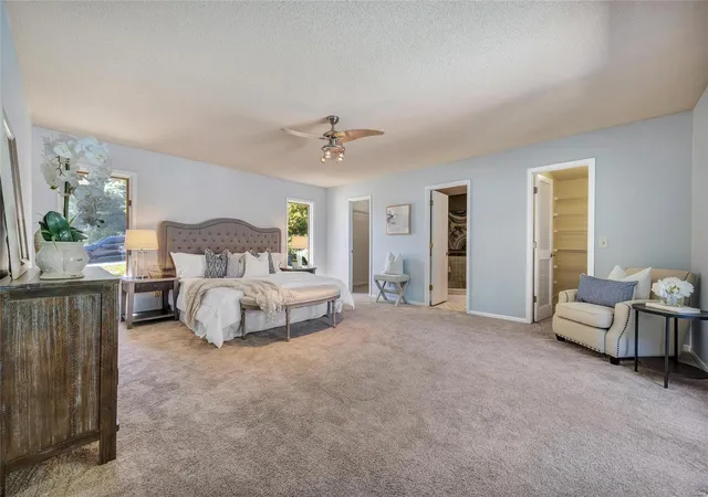 Photo 1 of Single Family Residence at 11 Rue Grand Dr, Lake Saint Louis, MO 63367 | MLS# MIS22056317 | | Sold on 2022-09-22