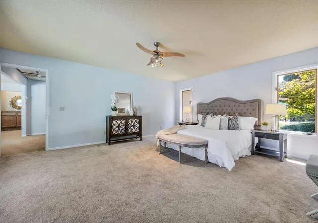 Photo 2 of Single Family Residence at 11 Rue Grand Dr, Lake Saint Louis, MO 63367 | MLS# MIS22056317 | | Sold on 2022-09-22