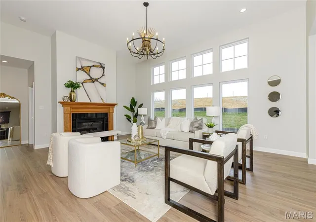 2nd image of 1 Arlington Ii @ Windsor Park, Lake St Louis, MO 63367 | MLS# MIS22063877