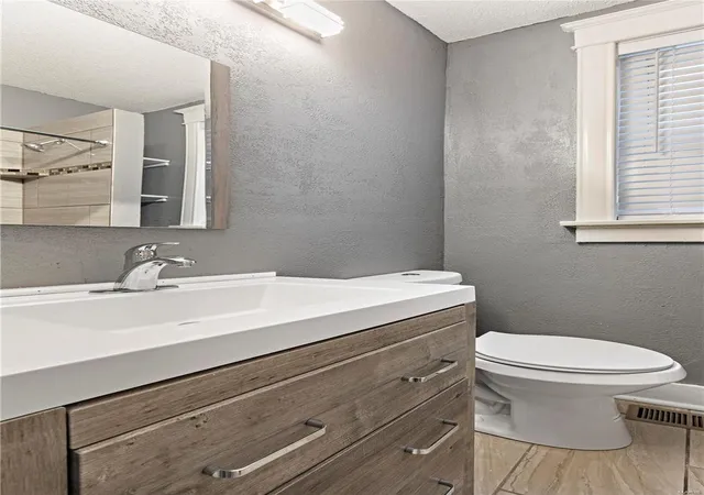 Photo 4 of Multi Family at 4207 Swan Ave, Saint Louis, MO 63110 | MLS# MIS22068350 |  | Sold on 2023-03-17