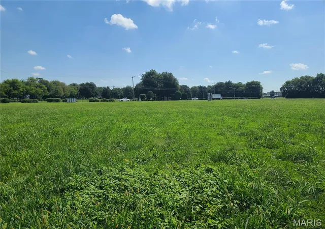 1st image of 103 Grove Estates, Sikeston, MO 63801 | MLS# MIS22068899