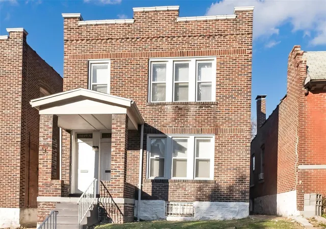 1st image of 3449 Pennsylvania Ave, Saint Louis, MO 63118 | MLS# MIS22072857