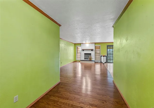 Photo 2 of Single Family Residence at 4708 Koglin Ct, Saint Louis, MO 63123 | MLS# MIS23003573 |  | Sold on 2023-03-10