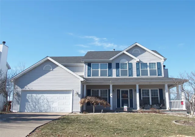 Single Family Residence at 11 Savannah Hill Dr, Saint Peters, MO 63376 | MLS# MIS23005406 | | Sold on 2023-04-03