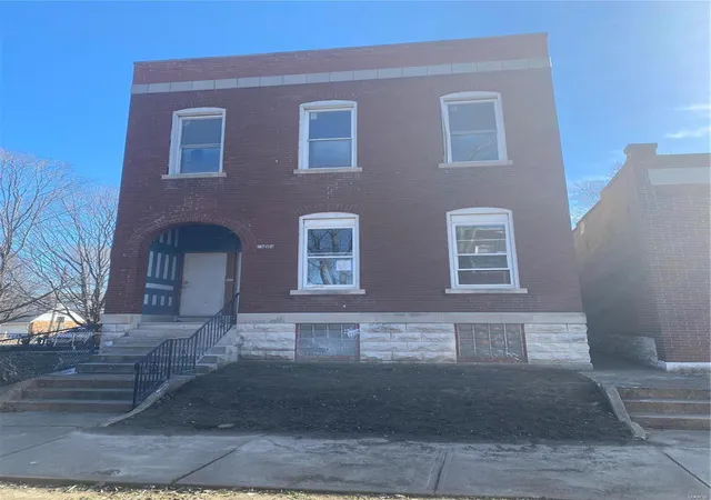 Multi Family at 4702 Minnesota Ave, Saint Louis, MO 63111 | MLS# MIS23008920 | | Sold on 2023-08-26