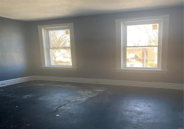 Photo 3 of Multi Family at 4702 Minnesota Ave, Saint Louis, MO 63111 | MLS# MIS23008920 | | Sold on 2023-08-26