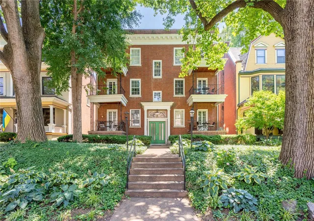 Condominium at 4530 Mcpherson Ave #1W, Saint Louis, MO 63108 | MLS# MIS23014830 | | Sold on 2023-06-22