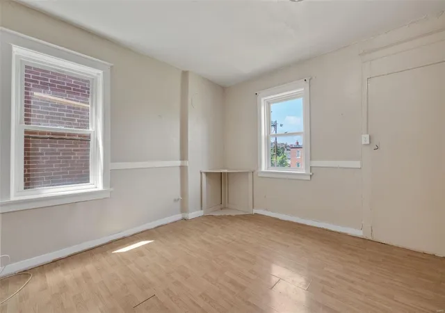 Photo 2 of Condominium at 3179 Nebraska Ave, Saint Louis, MO 63118 | MLS# MIS23016213 |  | Sold on 2023-09-15