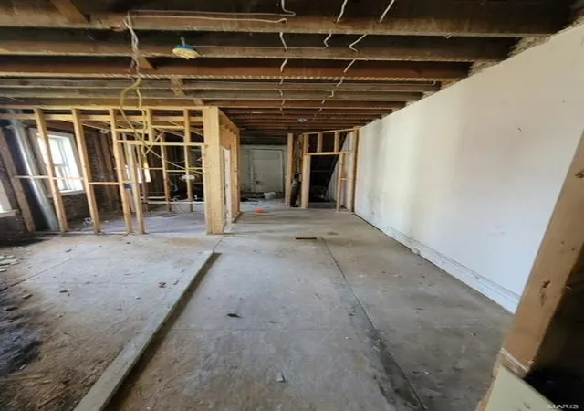 Photo 2 of Multi Family at 3126 Michigan Ave, Saint Louis, MO 63118 | MLS# MIS23022976 | | Sold on 2023-09-22