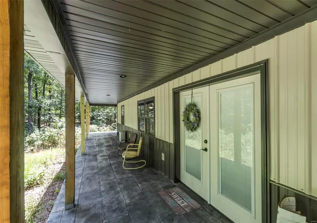 Photo 5 of Single Family Residence at 15220 Woodchuck Dr, Glenallen, MO 63751 | MLS# MIS23025027 |  | Sold on 2024-10-07