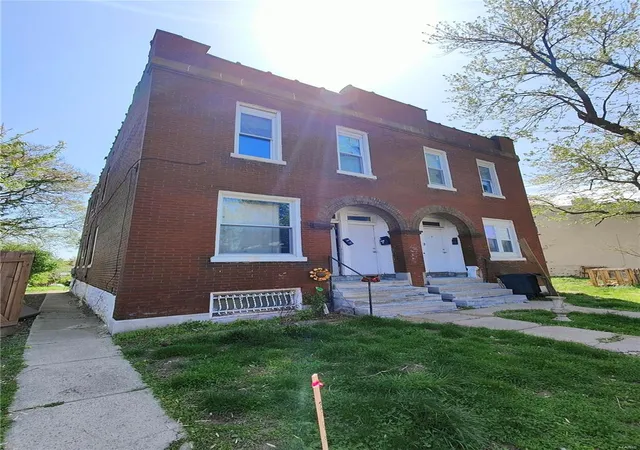 Multi Family at 3530 Arkansas Ave, Saint Louis, MO 63118 | MLS# MIS23026763 |  | Sold on 2023-07-25