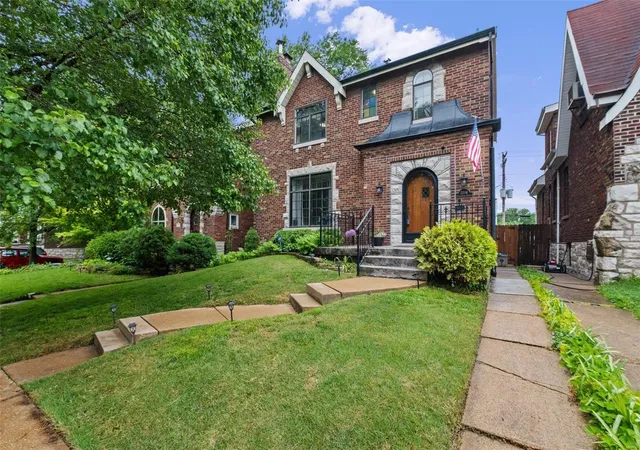 Photo 1 of Single Family Residence at 5204 Lindenwood Ave, Saint Louis, MO 63109 | MLS# MIS23026863 |  | Sold on 2023-06-22