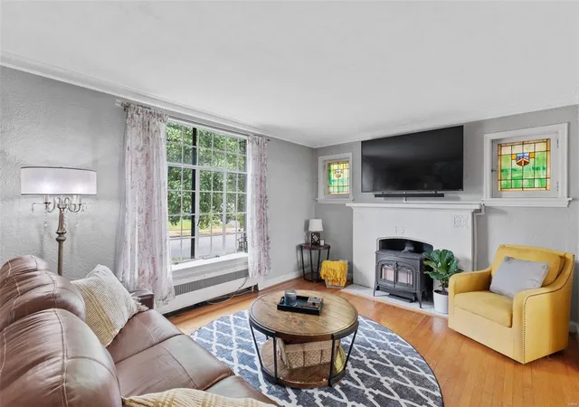 Photo 2 of Single Family Residence at 5204 Lindenwood Ave, Saint Louis, MO 63109 | MLS# MIS23026863 |  | Sold on 2023-06-22