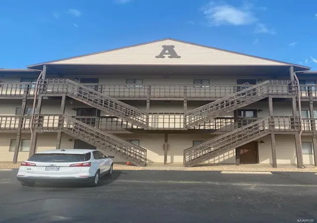 Photo 4 of Condominium at 18866 Pine Lake Road #A-6, Monroe City, MO 63456 | MLS# MIS23042847 | | Sold on 2023-08-18