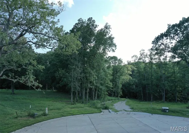 Photo 1 of Land for sale at 13 Eagle Lake Ln, Holts Summit, MO 65043 | MLS# MIS23050200 | Listing updated on 2025-10-08