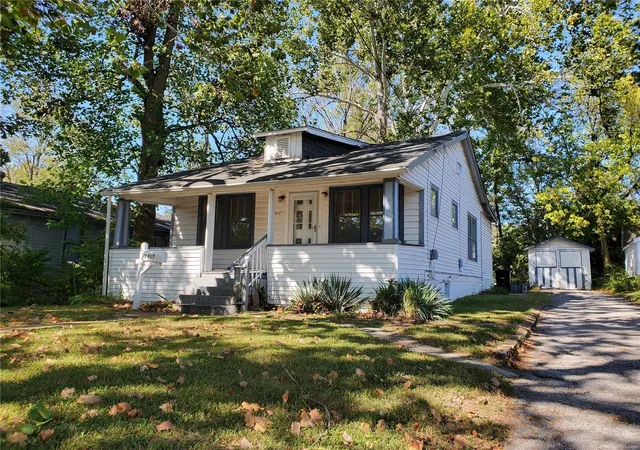 Photo 1 of Single Family Residence at 7417 Liberty Ave, Saint Louis, MO 63130 | MLS# MIS23061831 | | Sold on 2023-11-29