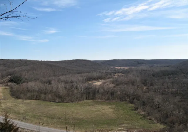5th image of 17650 Superior Road, Saint Robert, MO 65584 | MLS# MIS23064445