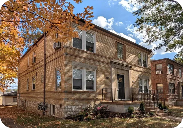 Multi Family at 3400 Lawn Ave, Saint Louis, MO 63139 | MLS# MIS23064566 |  | Sold on 2024-01-19