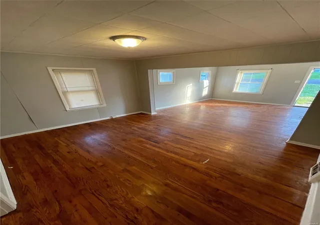 Photo 2 of Single Family Residence at 7116 Idlewild Ave, Saint Louis, MO 63136 | MLS# MIS23066035 |  | Sold on 2023-12-12