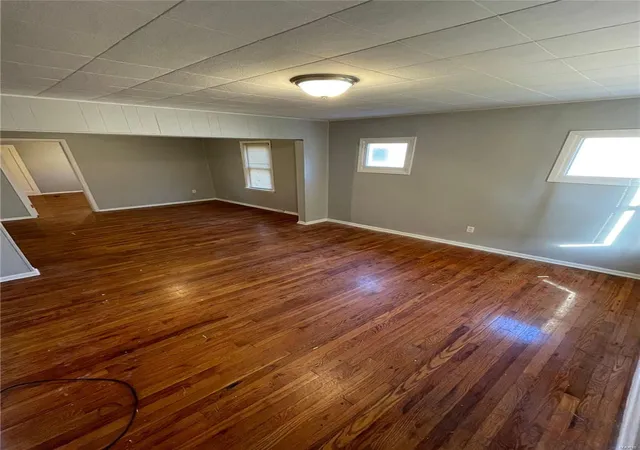Photo 3 of Single Family Residence at 7116 Idlewild Ave, Saint Louis, MO 63136 | MLS# MIS23066035 |  | Sold on 2023-12-12