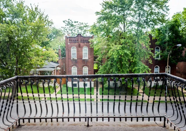 Photo 1 of Multi Family at 3543 Tennessee Ave, Saint Louis, MO 63118 | MLS# MIS23073960 |  | Sold on 2024-10-21